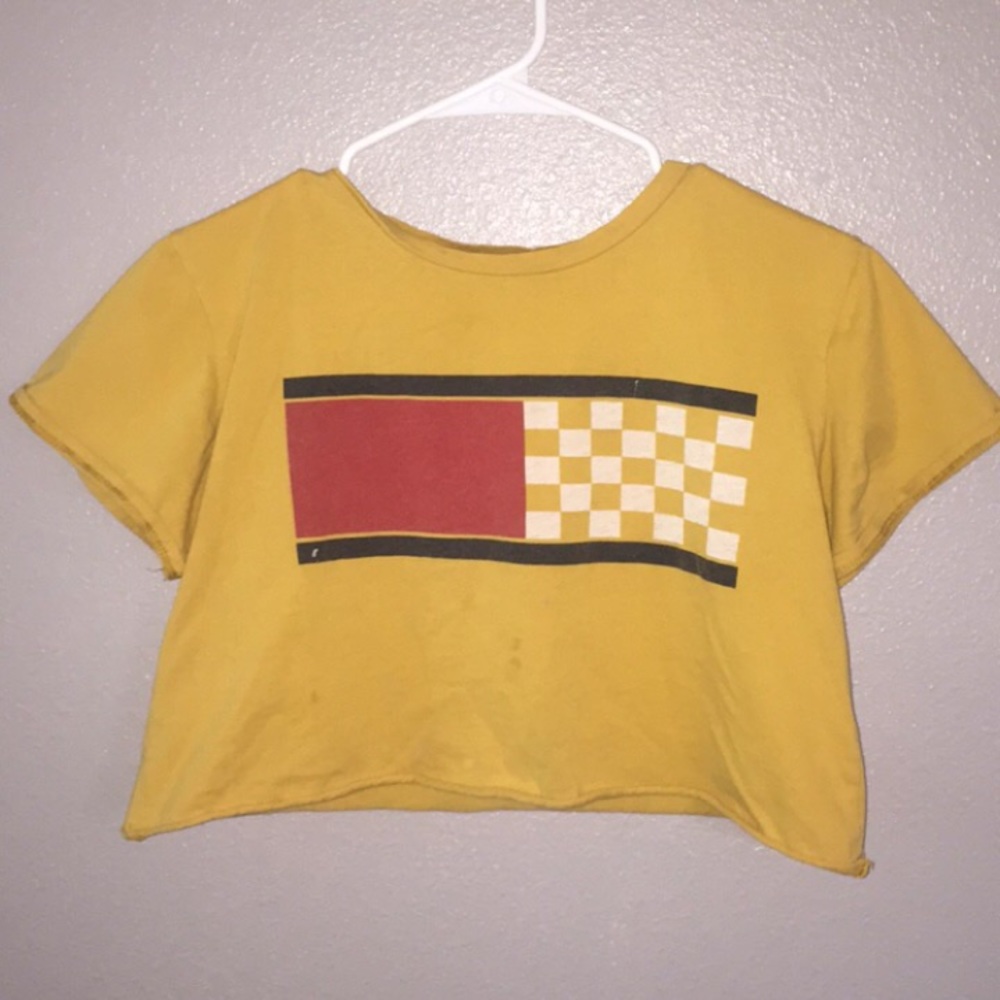 cropped tee